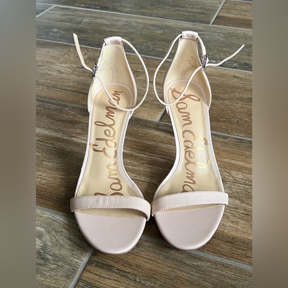 Sam Edelman Heels - Picture 2 of 7